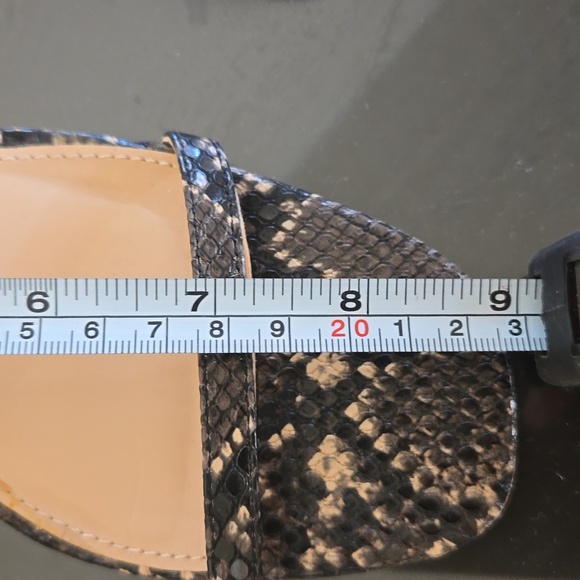 Urban Outfitters Heels - Picture 8 of 10